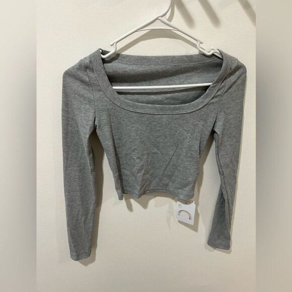 Commense NWT Grey Fall Chic Ribbed Knit Long Sleeve Cropped Top Women XS - Picture 1 of 7